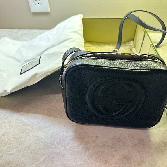 GUCCI Authentic Italian Soho Disco Black Leather Crossbody Bag - Picture 2 of 7